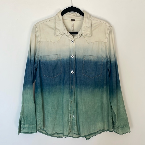 Free People Tops - Free People ombré 100% cotton shirt